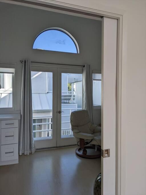 Venice Canals & Beach Guest House Los Angeles Exterior photo